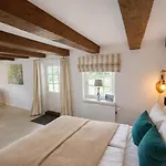 Ferienhaus Mit Kamin Und Garten, Seenah Lembruch