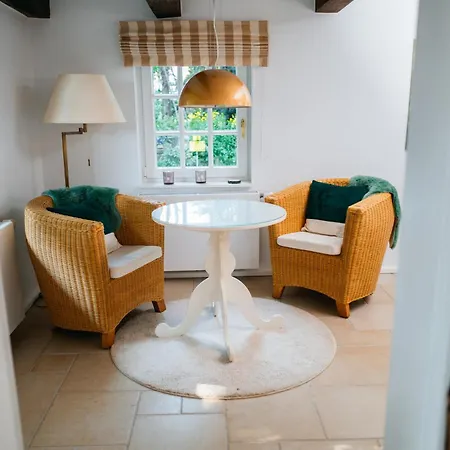 Mit Kamin Und Garten, Seenah Сasa de vacaciones Lembruch